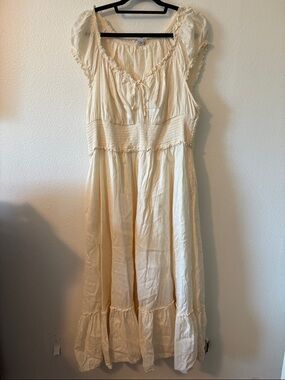 Old Navy Cream Milkmaid Style Maxi Dress